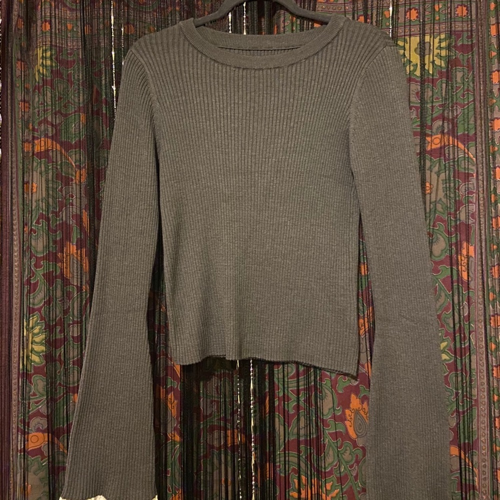 Grey sweater